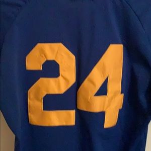 Ken Griffey Jr throwback jersey batting practice